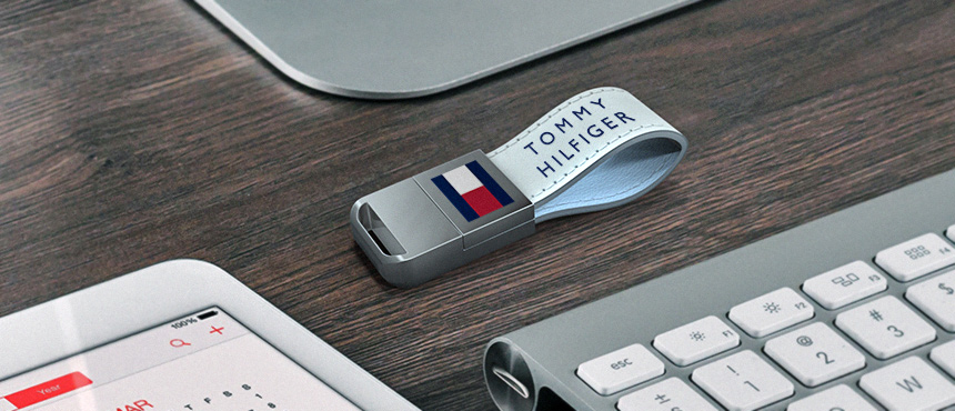 Luxe | CustomUSB Flash Drive 2